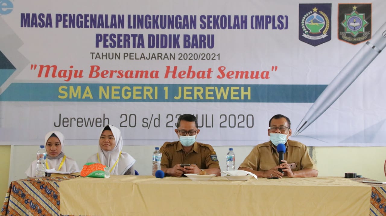 MPLS 2020/2021 Hari Pertama